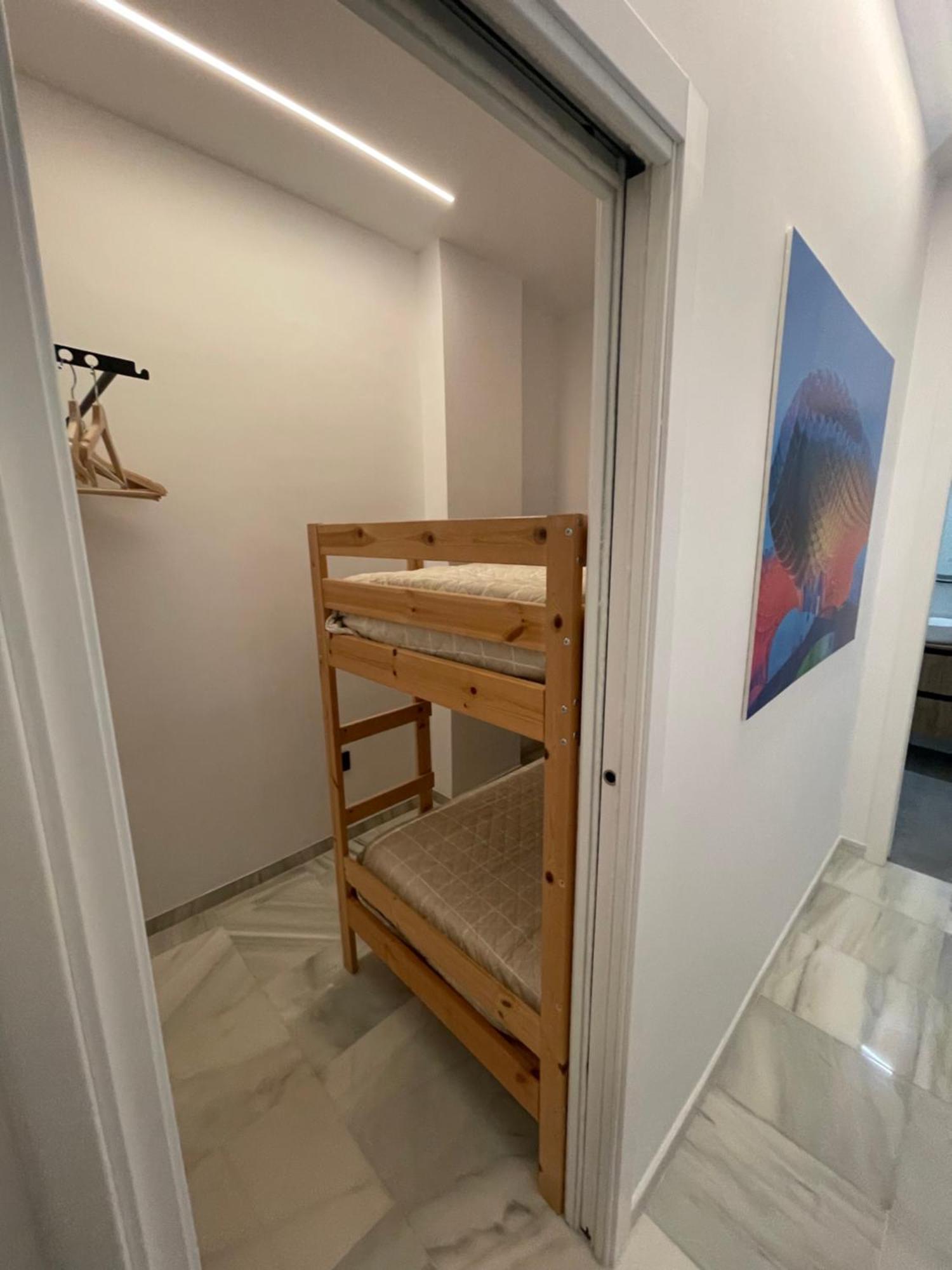 Wish Suite Ponce De Leon Sevilla Buitenkant foto