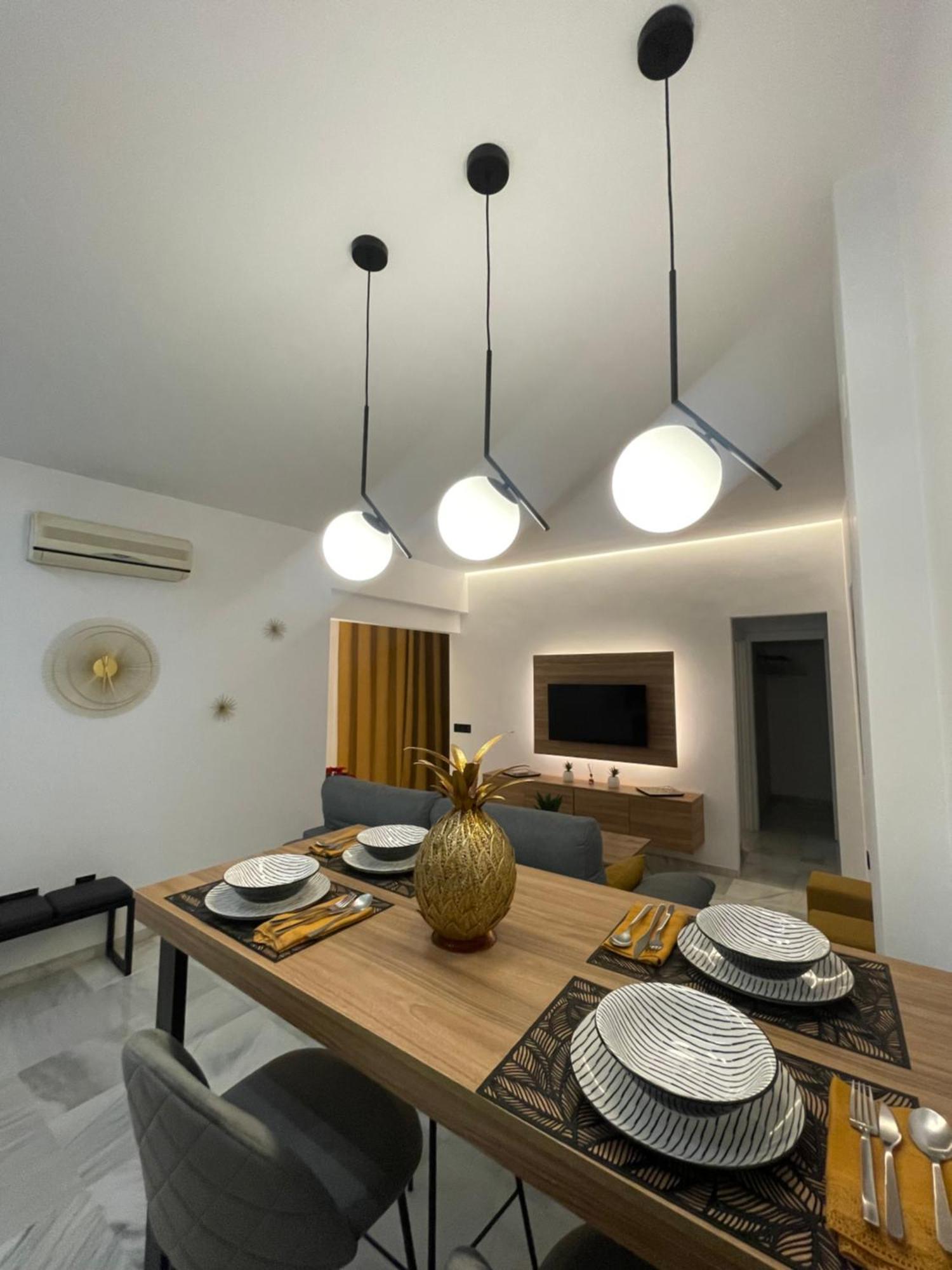 Wish Suite Ponce De Leon Sevilla Buitenkant foto